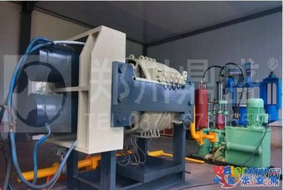 十九大報告中明確指出:&ldquo;建設生態文明是中華民族永續發展的千年大計&rdquo;,而污泥的無害化與資源化處置問題備受關注。&rdquo; 大環境下 污泥壓濾機廠家銷量出現新高峰